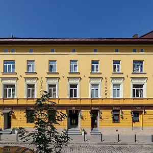 https://hotel-tsisar.hotelslviv.net